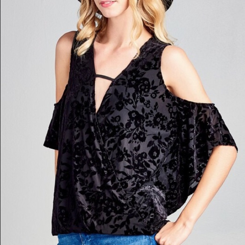 Flocked and Floral Top - Picture 6 of 6